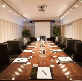 Boardroom in the Red Cow Moran Hotel