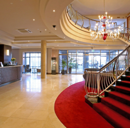 Red Cow Moran Hotel - Staircase