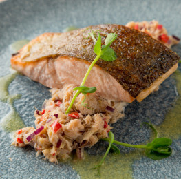 Toms-Table_Clare-Island-Organic-Salmon-on-a-bed-of-Fastnet-Rock-crab-salsa