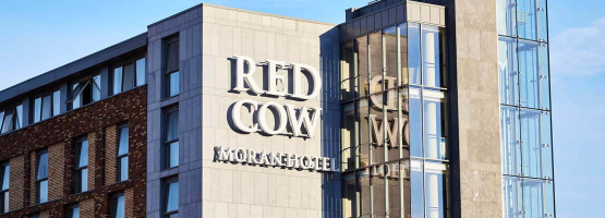 Red Cow Moran Hotel Exterior 